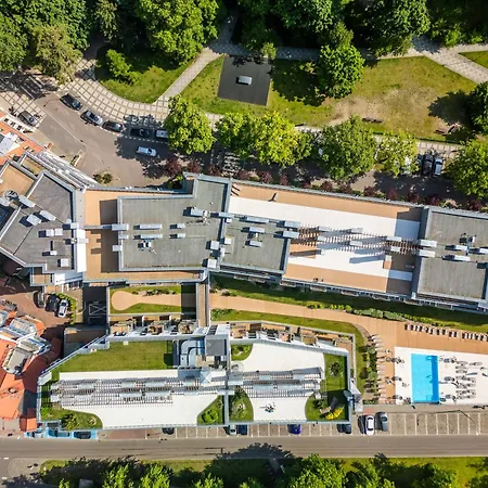 Z Widokiem D607, D408 Basen Fitnes Garaz Bawialnia Parking W Cenie - Nadmorskie Tarasy-kolobrzeg